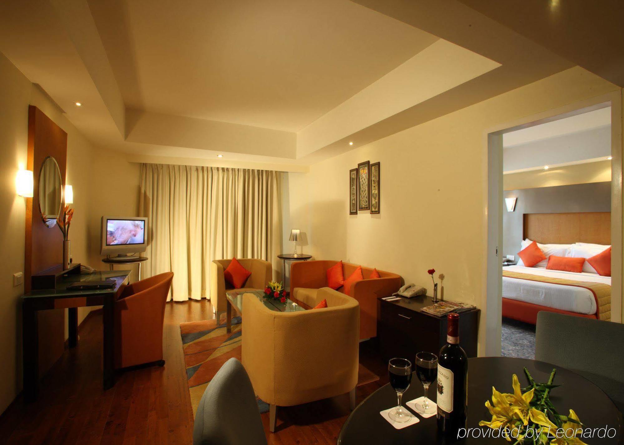 The Golkonda Hotel Haiderabad Kamer foto